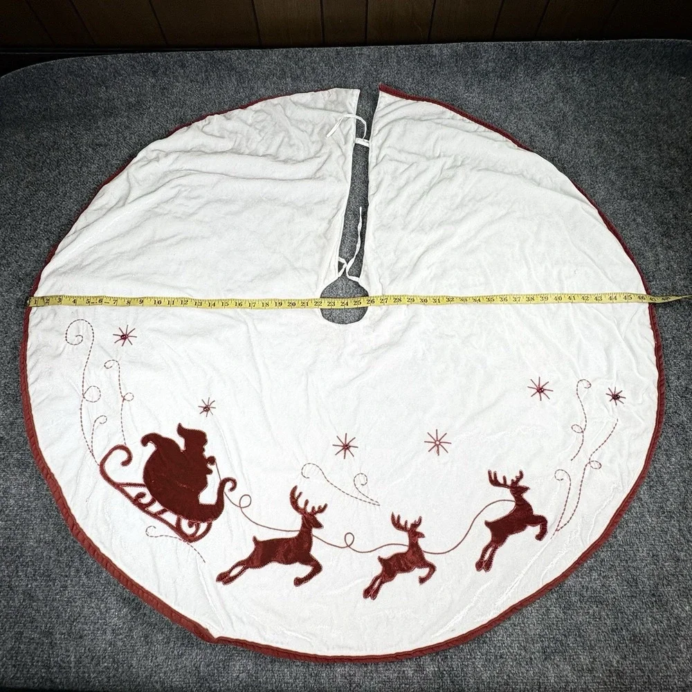 Y2K Christmas Tree Skirt Appliqued Embroidered Red Velvet White Santa Sleigh 47